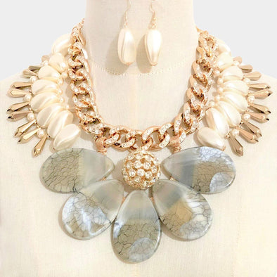 Pearl Marbled Teardrop Necklace Set